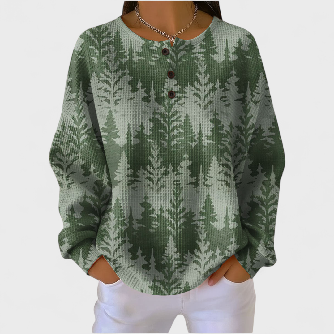 Isla | Green Jumper with Classic Christmas Tree Pattern