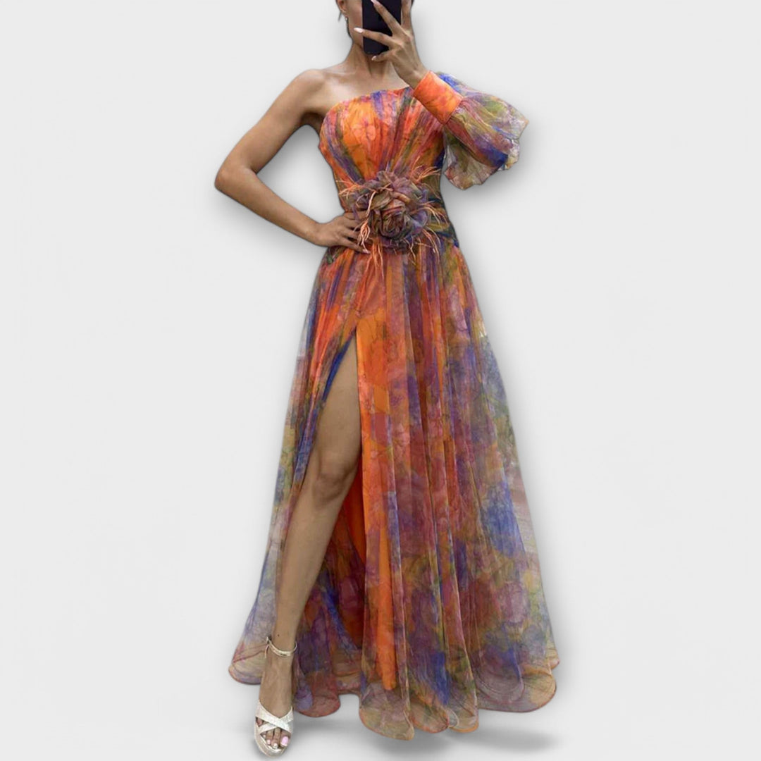 Elegant Evening Dress with One Shoulder and Slimming Waist