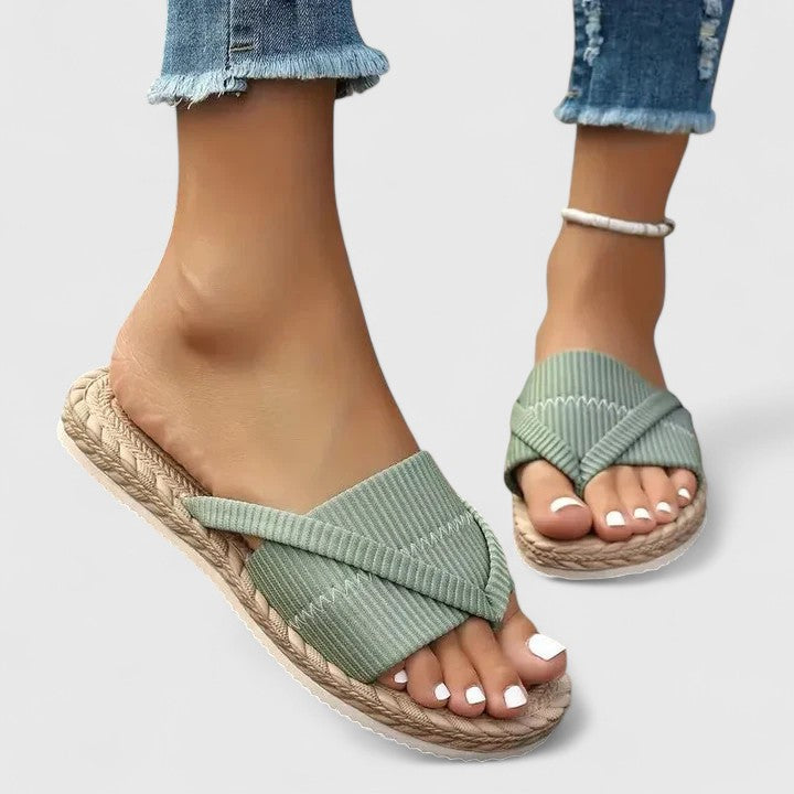 GISANDRA | ORTHOPAEDIC SANDALS
