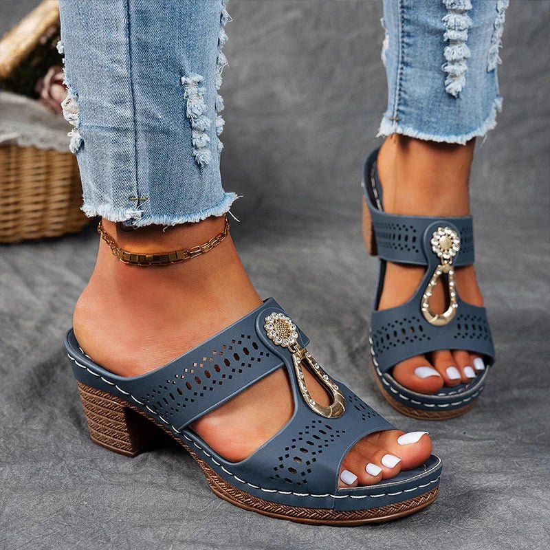 CLAIRE | CHIC ORTHOPAEDIC SANDALS